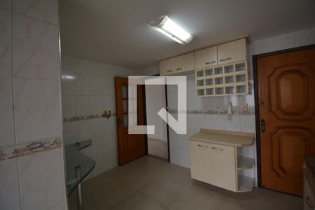 Apartamento para alugar com 120m², 4 quartos e 1 vagaCozinha e Área de Serviço