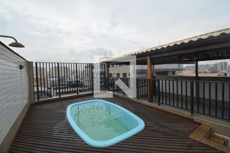 Apartamento para alugar com 120m², 4 quartos e 1 vagaÁrea comum - Piscina