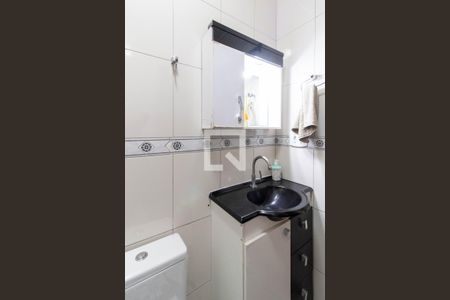 Casa à venda com 120m², 3 quartos e 4 vagas Casa à venda com 120m², 3 quartos e 4 vagasBanheiro