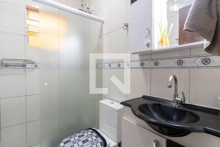 Casa à venda com 120m², 3 quartos e 4 vagas Casa à venda com 120m², 3 quartos e 4 vagasBanheiro