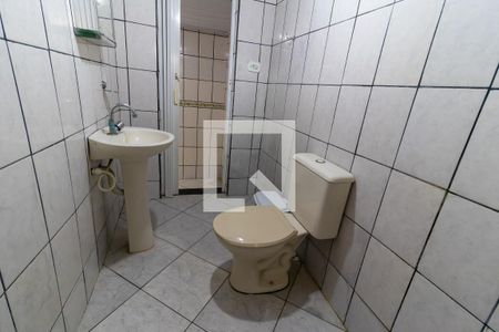Casa para alugar com 60m², 1 quarto e 1 vaga Casa para alugar com 60m², 1 quarto e 1 vagaBanheiro
