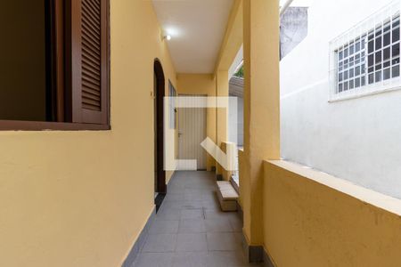 Casa para alugar com 60m², 1 quarto e 1 vaga Casa para alugar com 60m², 1 quarto e 1 vagaVaranda