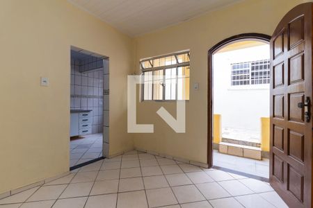Sala de casa para alugar com 1 quarto, 60m² em Vila Jacuí, São Paulo