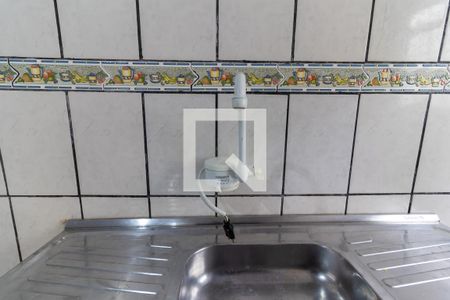 Casa para alugar com 60m², 1 quarto e 1 vaga Casa para alugar com 60m², 1 quarto e 1 vagaCozinha - Torneira