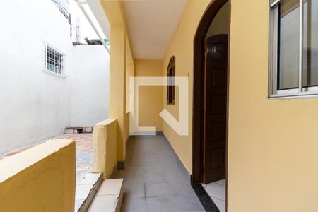 Varanda de casa para alugar com 1 quarto, 60m² em Vila Jacuí, São Paulo