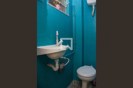 Apartamento para alugar com 80m², 2 quartos e sem vagaBanheiro de Serviço