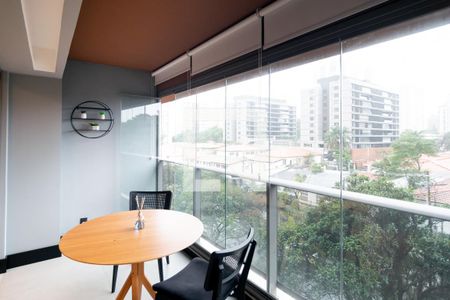 Varanda de kitnet/studio à venda com 1 quarto, 41m² em Brooklin Paulista, São Paulo