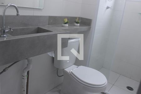 Apartamento à venda com 41m², 2 quartos e sem vagaBanheiro do corredor