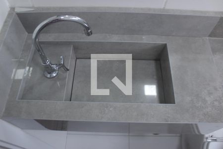 Apartamento à venda com 41m², 2 quartos e sem vagaBanheiro do corredor