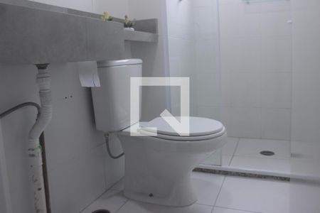 Apartamento à venda com 41m², 2 quartos e sem vagaBanheiro do corredor