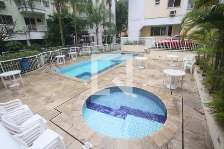 Apartamento à venda com 62m², 2 quartos e 1 vagaÁrea comum - Piscina