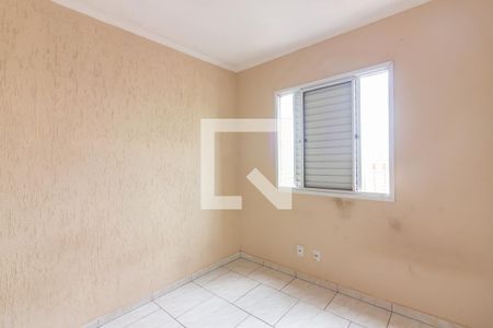 Quarto 1 de apartamento para alugar com 2 quartos, 45m² em Bussocaba, Osasco