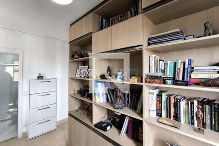 Apartamento à venda com 66m², 3 quartos e 1 vaga Apartamento à venda com 66m², 3 quartos e 1 vagaEscritório