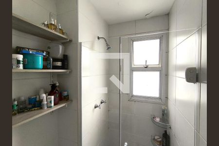 Apartamento à venda com 66m², 3 quartos e 1 vaga Apartamento à venda com 66m², 3 quartos e 1 vagaBanheiro da Suíte