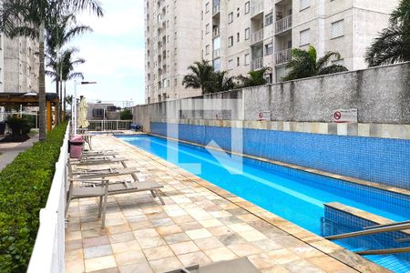 Apartamento à venda com 66m², 3 quartos e 1 vaga Apartamento à venda com 66m², 3 quartos e 1 vagaÁrea comum - Piscina