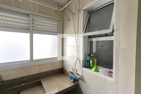Apartamento à venda com 66m², 3 quartos e 1 vaga Apartamento à venda com 66m², 3 quartos e 1 vagaÁrea de Serviço