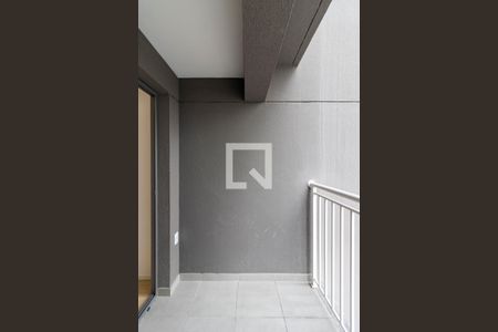 Varanda de kitnet/studio à venda com 1 quarto, 27m² em Vila Nova Conceição, São Paulo