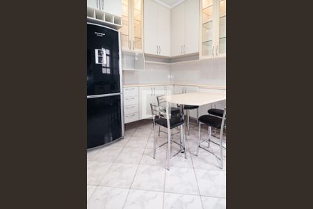 Cozinha de apartamento para alugar com 3 quartos, 135m² em Consolação, São Paulo