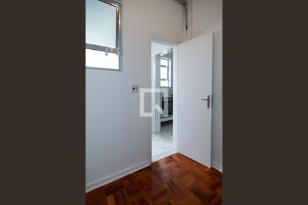Quarto de Serviço de apartamento para alugar com 3 quartos, 135m² em Consolação, São Paulo