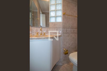 Apartamento para alugar com 135m², 3 quartos e 1 vaga Apartamento para alugar com 135m², 3 quartos e 1 vagaBanheiro