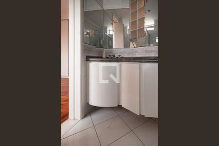 Apartamento para alugar com 135m², 3 quartos e 1 vaga Apartamento para alugar com 135m², 3 quartos e 1 vagaBanheiro
