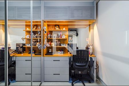 Apartamento à venda com 84m², 2 quartos e 2 vagas Apartamento à venda com 84m², 2 quartos e 2 vagasQuarto 2