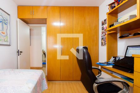 Quarto 1 de apartamento para alugar com 2 quartos, 68m² em Jardim Pinheiros, São Paulo