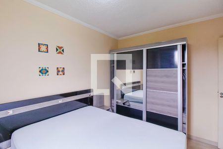 Quarto 2 de apartamento para alugar com 2 quartos, 50m² em Jardim Guairaca, São Paulo