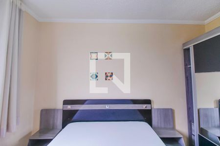 Quarto 2 de apartamento para alugar com 2 quartos, 50m² em Jardim Guairaca, São Paulo