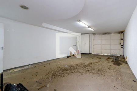 Casa para alugar com 150m², 2 quartos e 3 vagas Casa para alugar com 150m², 2 quartos e 3 vagasGaragem