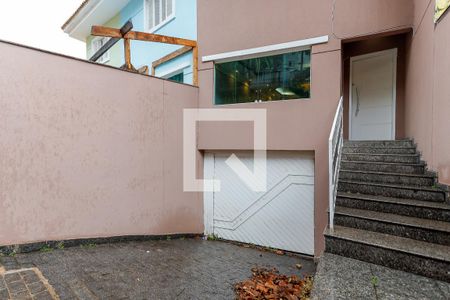 Casa para alugar com 150m², 2 quartos e 3 vagas Casa para alugar com 150m², 2 quartos e 3 vagasGaragem