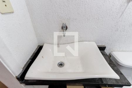 Casa para alugar com 150m², 2 quartos e 3 vagas Casa para alugar com 150m², 2 quartos e 3 vagasBanheiro de Serviço