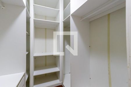 Casa para alugar com 150m², 2 quartos e 3 vagas Casa para alugar com 150m², 2 quartos e 3 vagasCloset da Suíte 1