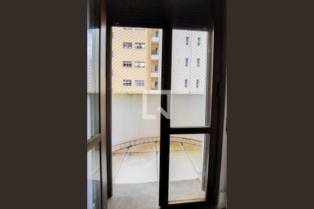 Apartamento à venda com 228m², 4 quartos e 3 vagasVista da Suíte 1