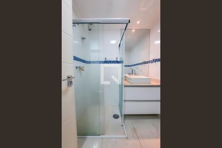 Apartamento à venda com 228m², 4 quartos e 3 vagasBanheiro da Suíte 2