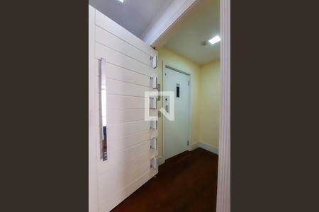 Apartamento à venda com 228m², 4 quartos e 3 vagasHall de entrada