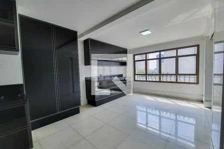 Apartamento à venda com 228m², 4 quartos e 3 vagasCozinha