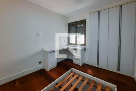 Apartamento à venda com 228m², 4 quartos e 3 vagasQuarto 2