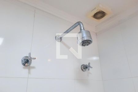 Apartamento à venda com 228m², 4 quartos e 3 vagasBanheiro da Suíte 2