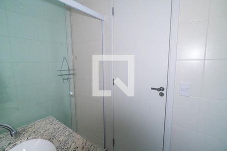 Banheiro de kitnet/studio para alugar com 1 quarto, 25m² em Vila Clementino, São Paulo