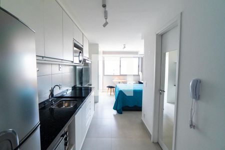 Cozinha e Área de Serviço de kitnet/studio para alugar com 1 quarto, 25m² em Vila Clementino, São Paulo