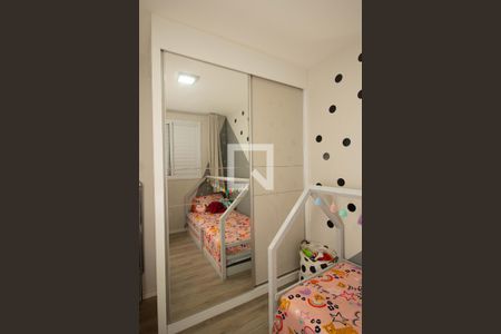 Quarto 1 - Armários de apartamento para alugar com 2 quartos, 48m² em Jardim Íris, São Paulo
