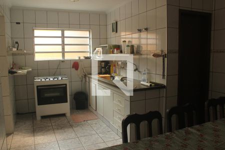 Casa para alugar com 280m², 4 quartos e 8 vagasCozinha