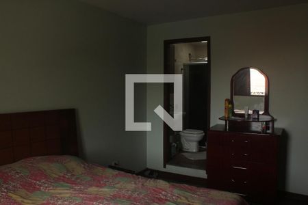 Casa para alugar com 280m², 4 quartos e 8 vagasSuíte