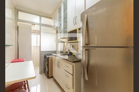 Apartamento à venda com 58m², 2 quartos e 1 vagaCozinha 