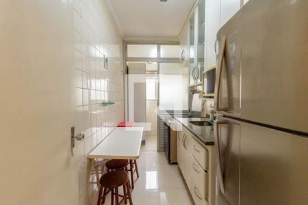 Apartamento à venda com 58m², 2 quartos e 1 vagaCozinha 