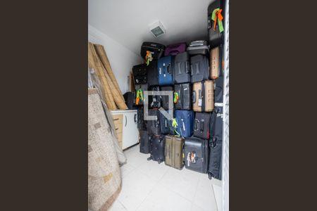 Casa à venda com 800m², 4 quartos e 6 vagasÁrea de Serviço - Quarto