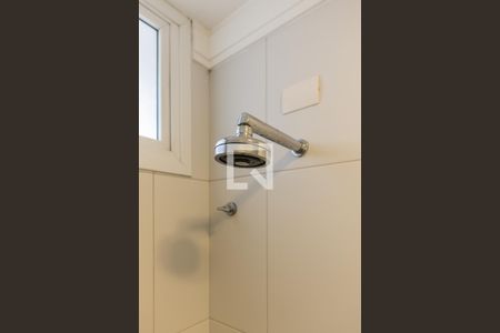 Casa à venda com 800m², 4 quartos e 6 vagasBanheiro da Suíte 2