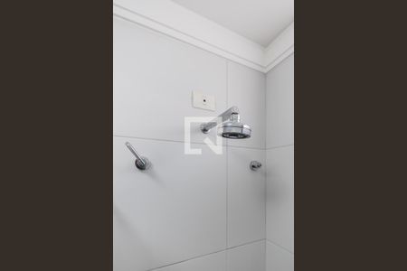 Casa à venda com 800m², 4 quartos e 6 vagasBanheiro 2 da Suíte 1