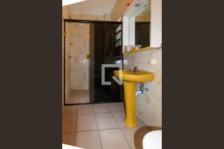 Banheiro de apartamento para alugar com 1 quarto, 70m² em Barra Funda, São Paulo